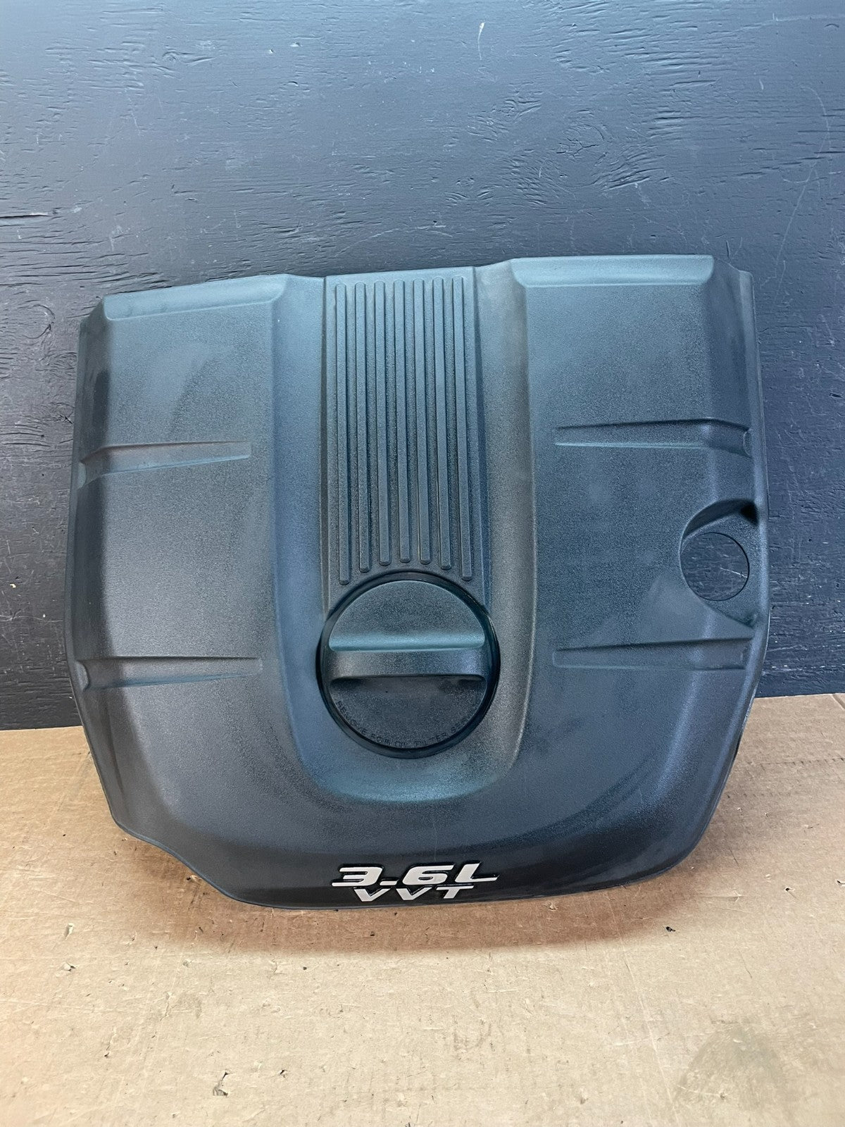 2012 to 2014 Jeep Grand Cherokee 3.6L Engine Cover AE8594 DG0