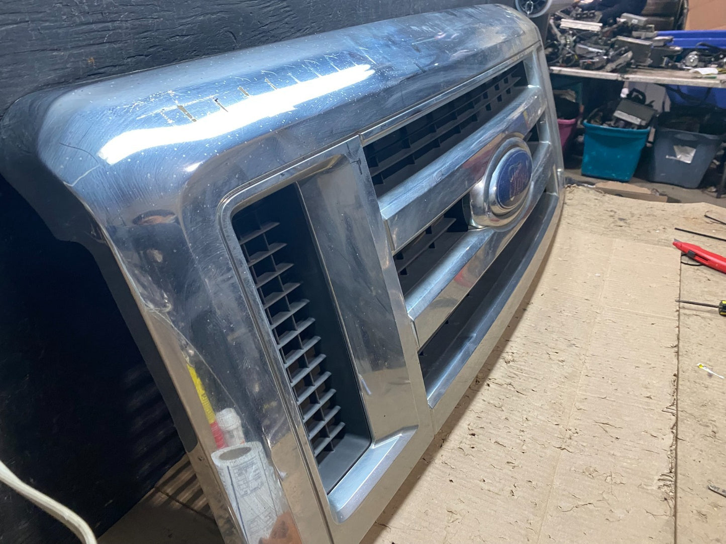 2008 to 2014 Ford Econoline E150 E250 Front Upper Chrome Grill Grille x8160 DG2
