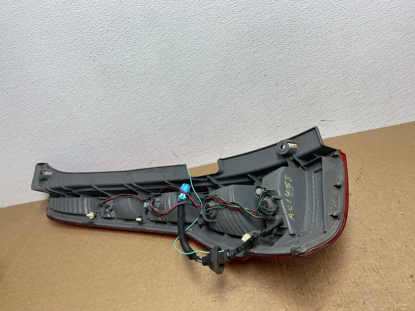 2007 - 2011 Honda Cr-v Crv Right Passenger Rh Side Tail Light Oem AC1488 LK6