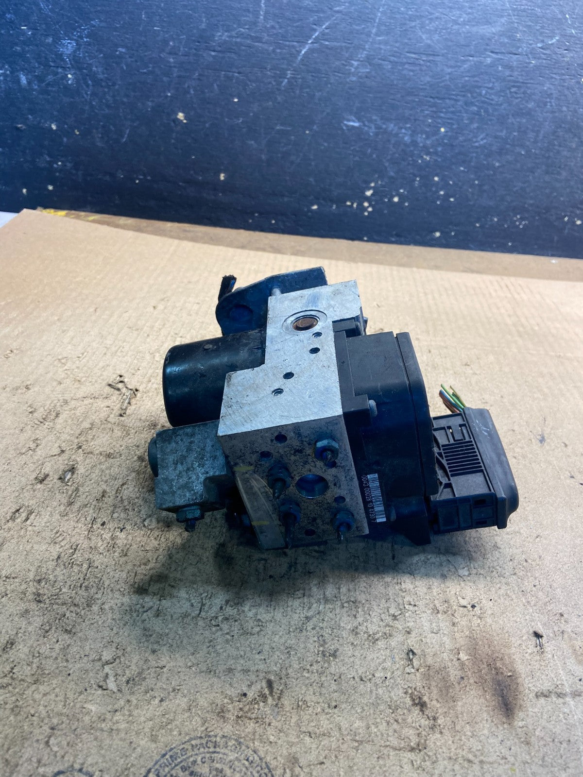 1998-2002 Mercedes W203 C230 CLK320 ABS Anti Lock Brake Pump Module z8898 DG1