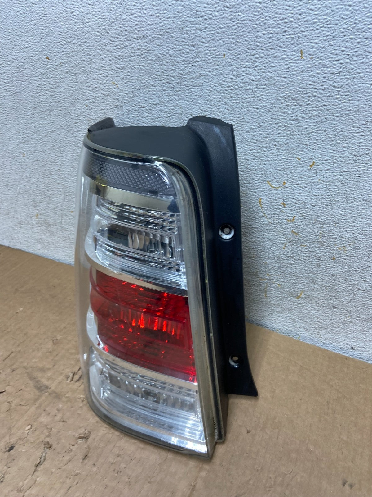 2008 2009 2010 2011 Mercury Mariner Left Driver Lh Side Tail Light AI9124 LK1