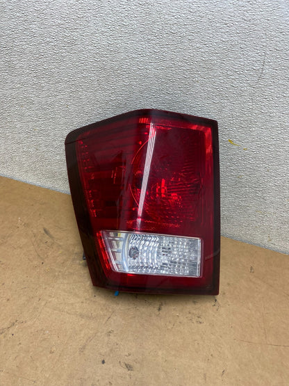 2007 2008 2009 2010 Jeep Grand Cherokee Left Driver Lh Tail Light Oem X5081 DW0