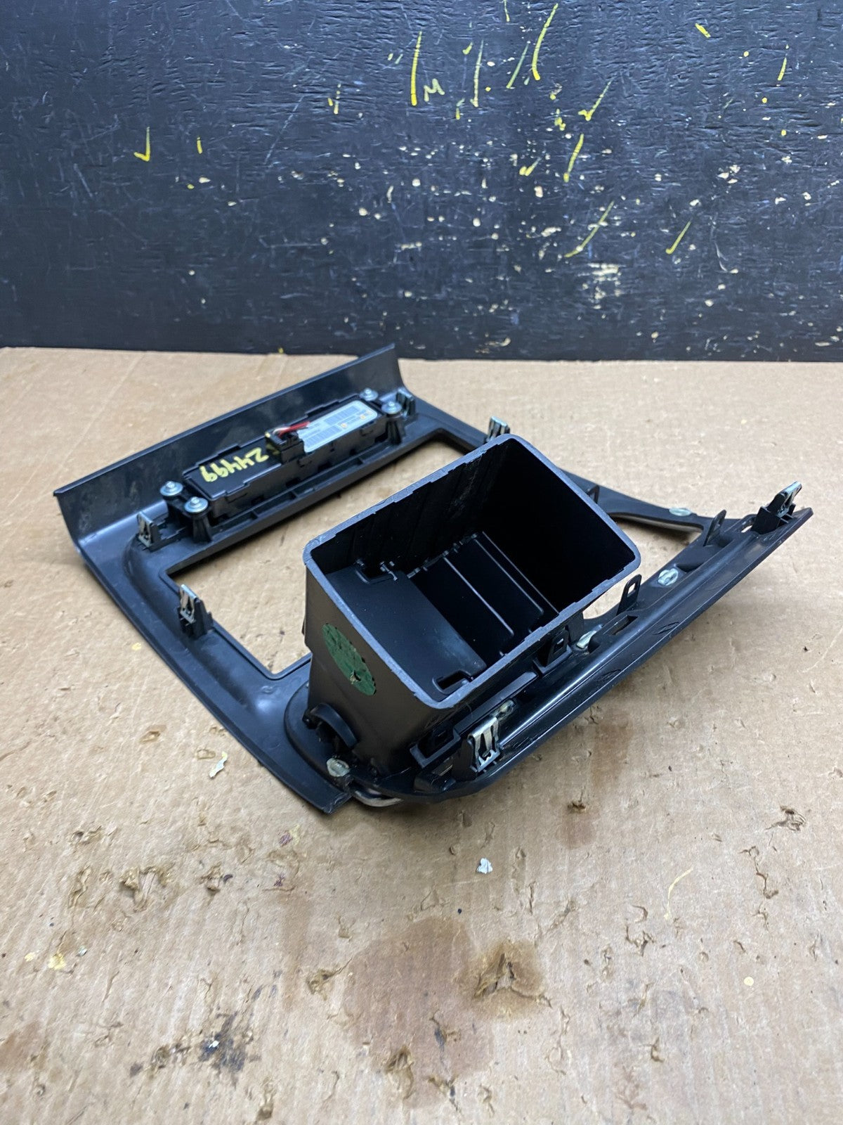 2011 - 2014 Dodge Avenger Center Dash Black Radio Trim Bezel Panel Z4499 DG4