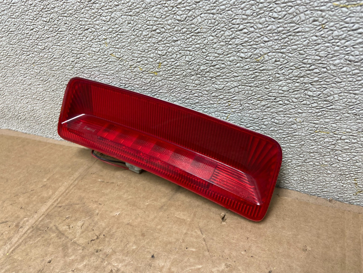 2012-2014 Ford Edge Lincoln MKX BB53-13A613-A 3rd Third Brake Light  AA26981