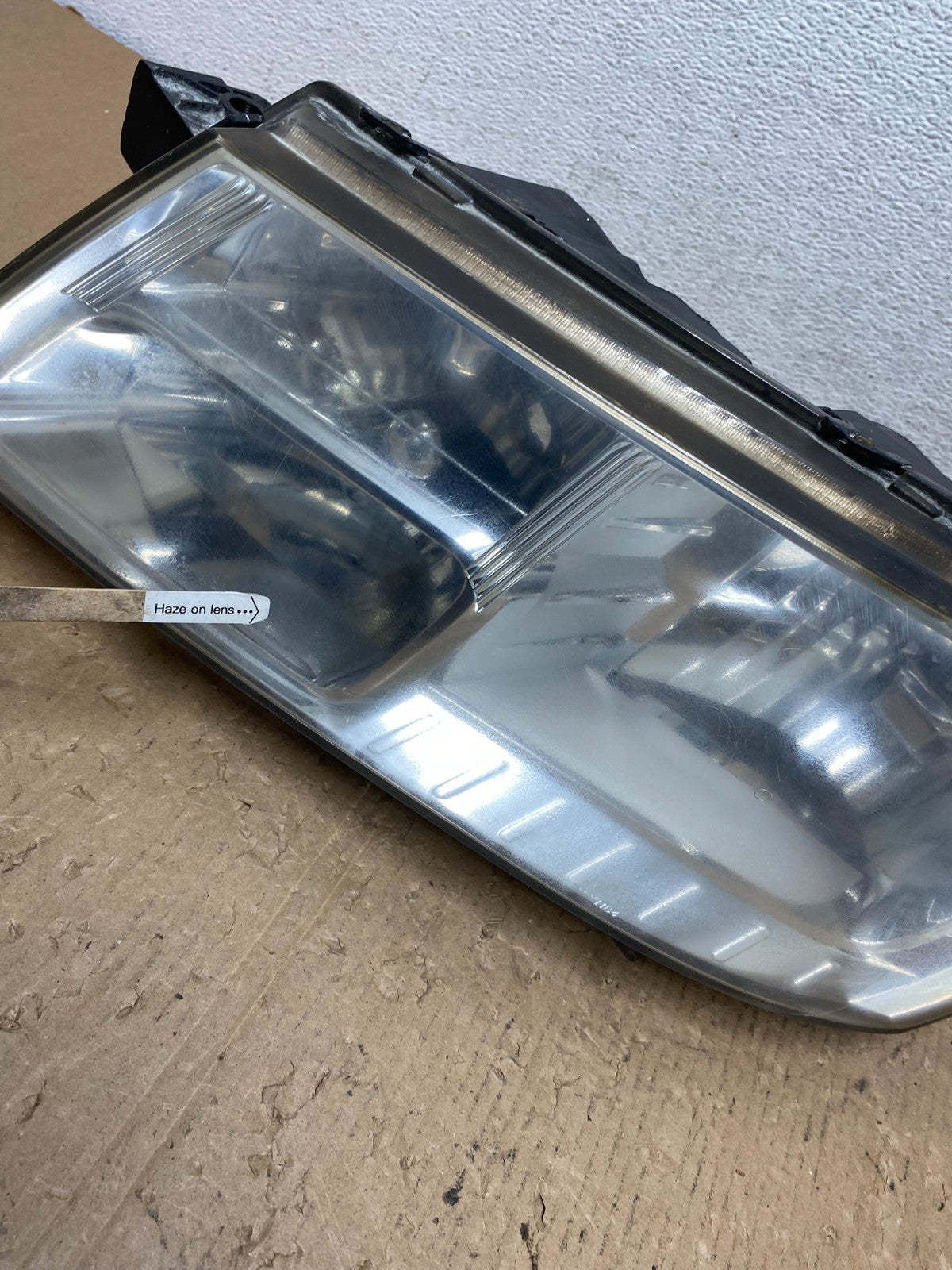 2009 to 2017 Dodge Journey Headlight Left Driver Lh Side Halogen AD8769 DW4
