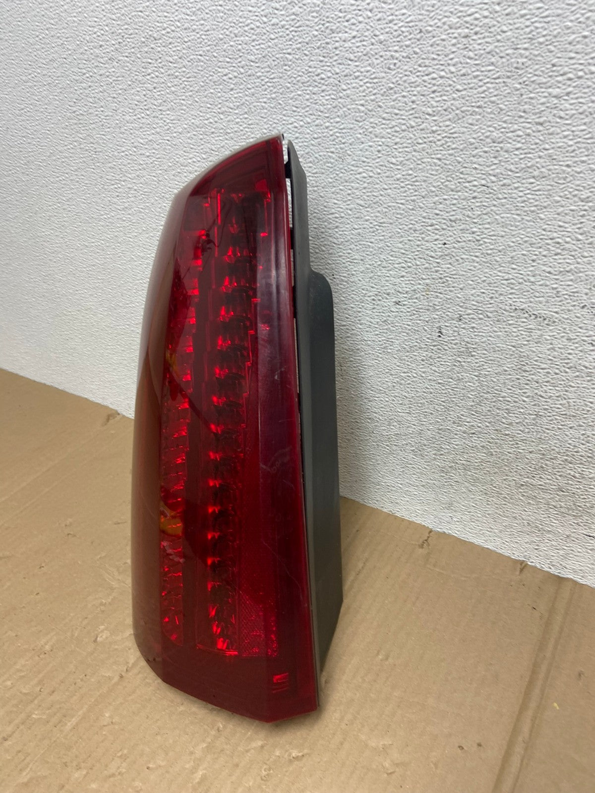 2005 2006 2007 Cadillac STS Left Driver Side Tail Light AE8980 LK1