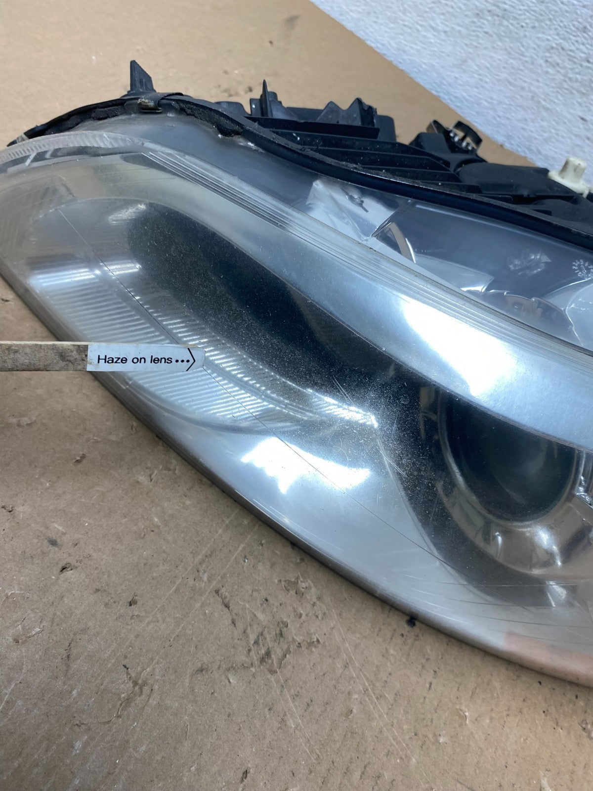 2011-2013 Volvo C30 Left Driver LH Side Halogen Headlight AD8068 DG4