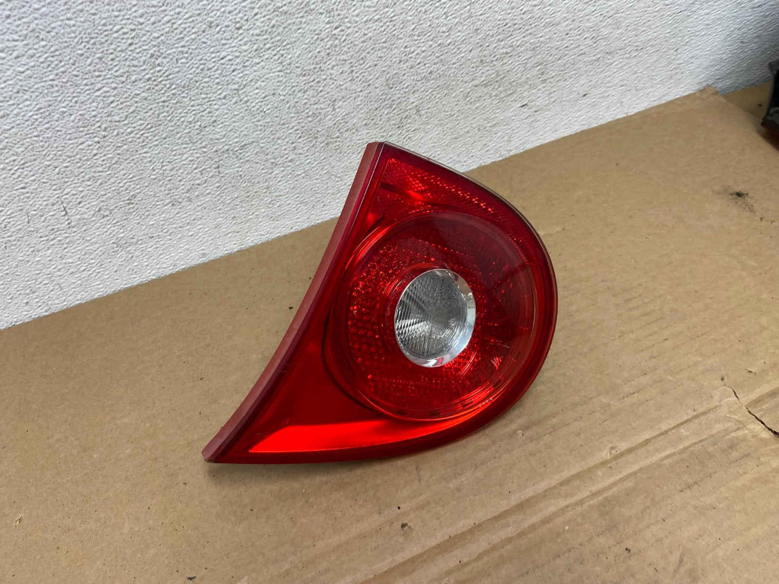 2006-2009 Volkswagen Golf Right Passenger Rh Tail Light Inner Trunk AD3810 LK2