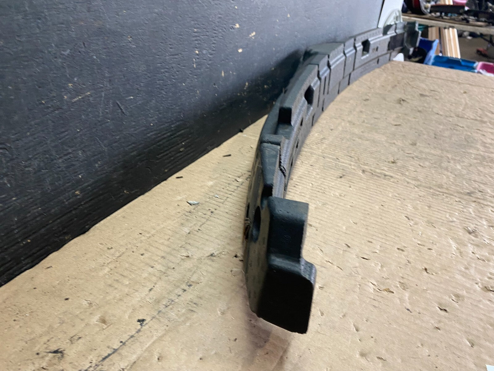 2010 to 2012 Lincoln MKT Front Impact Absorber N10175