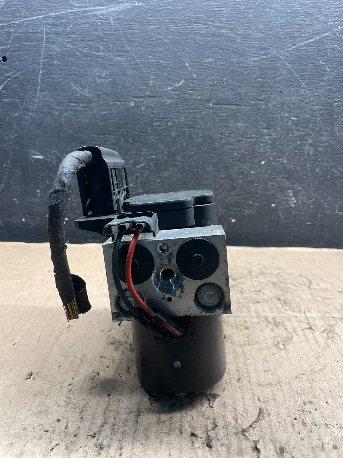 2000 - 2006 Mercedes S600 CL500 S430 ABS Anti Lock Brake Pump Module S8432 DG2