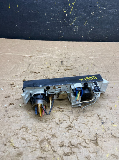 2001 - 2007 GMC Chevrolet Express 1500 Climate Control A/C X1500 DG3