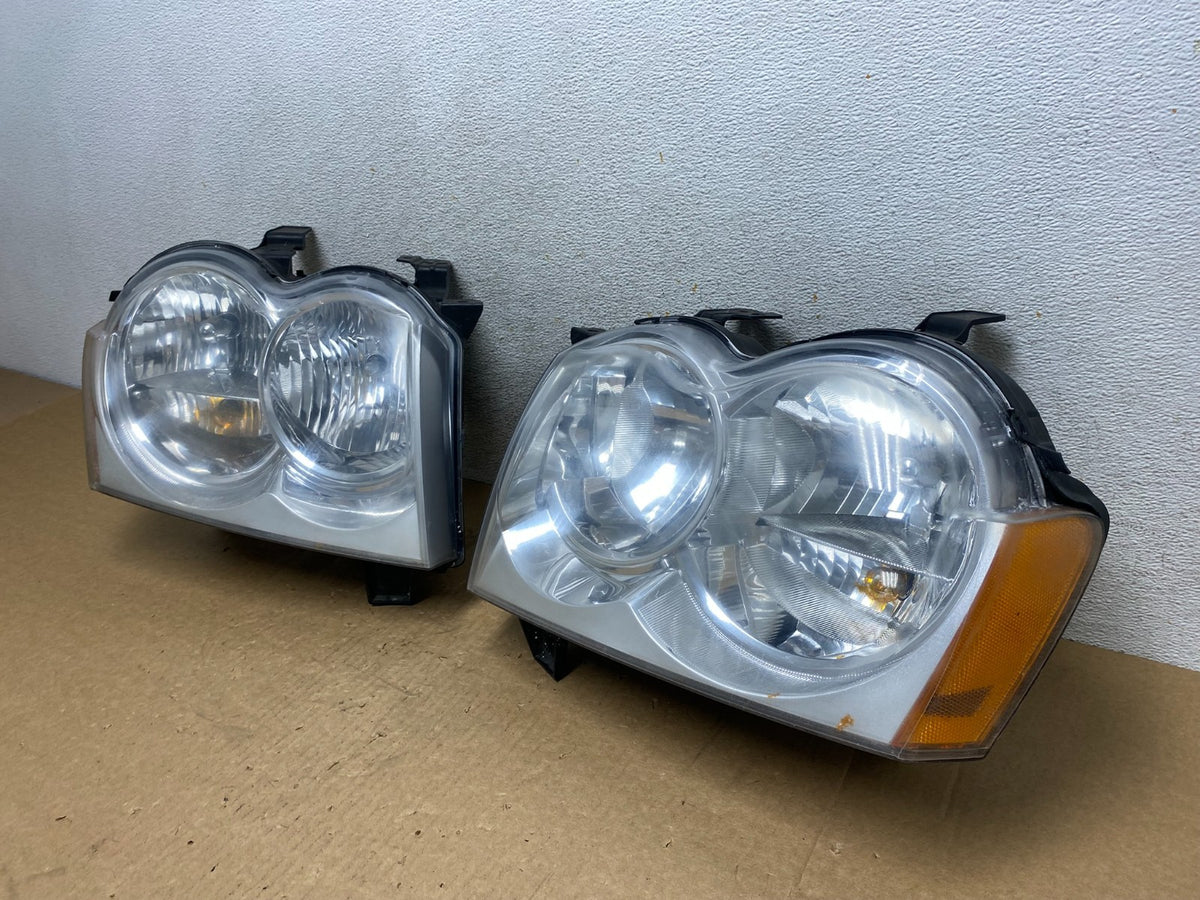 2005-2007 Jeep Grand Cherokee Left+Right Halogen Headlights AI3413 DW1