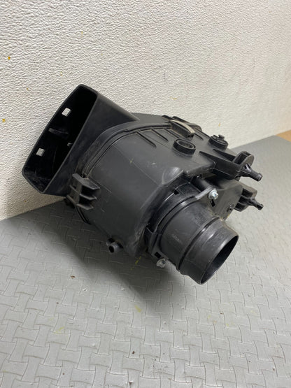 2017 to 2021 Maserati Quattroporte Engine Air Filter Box Left Side A5143 DG15