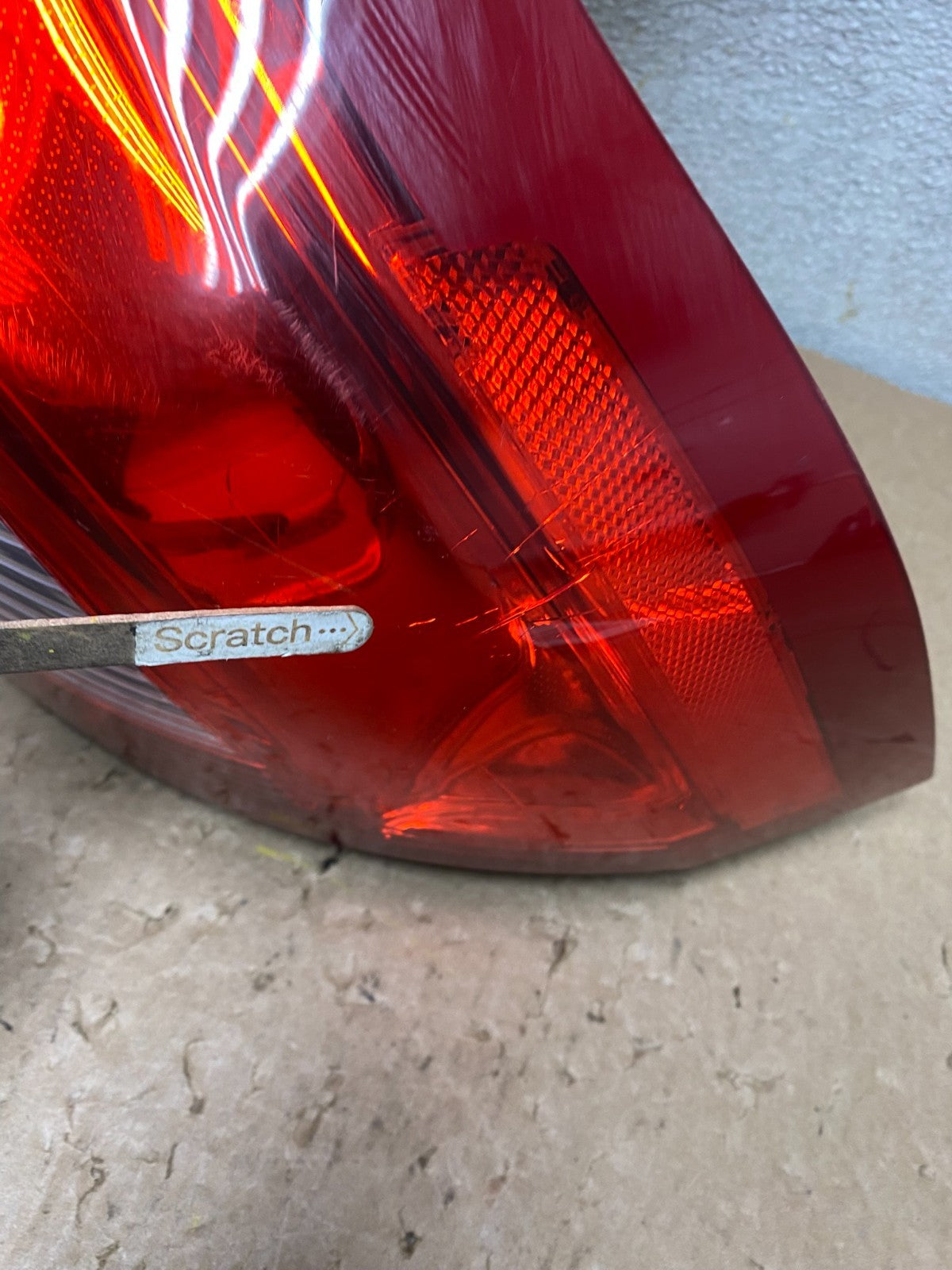 2009 to 2011 Volvo XC60 Right Passenger RH Tail Light Oem V0071 DW5