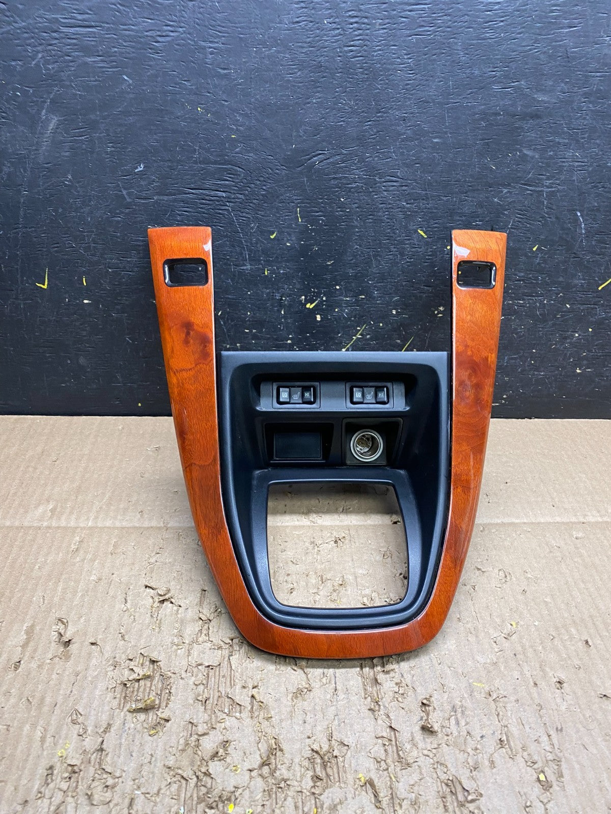 1999 to 2003 Lexus RX300 dash Console Center Shifter Floor Bezel OEM V7436 DG0