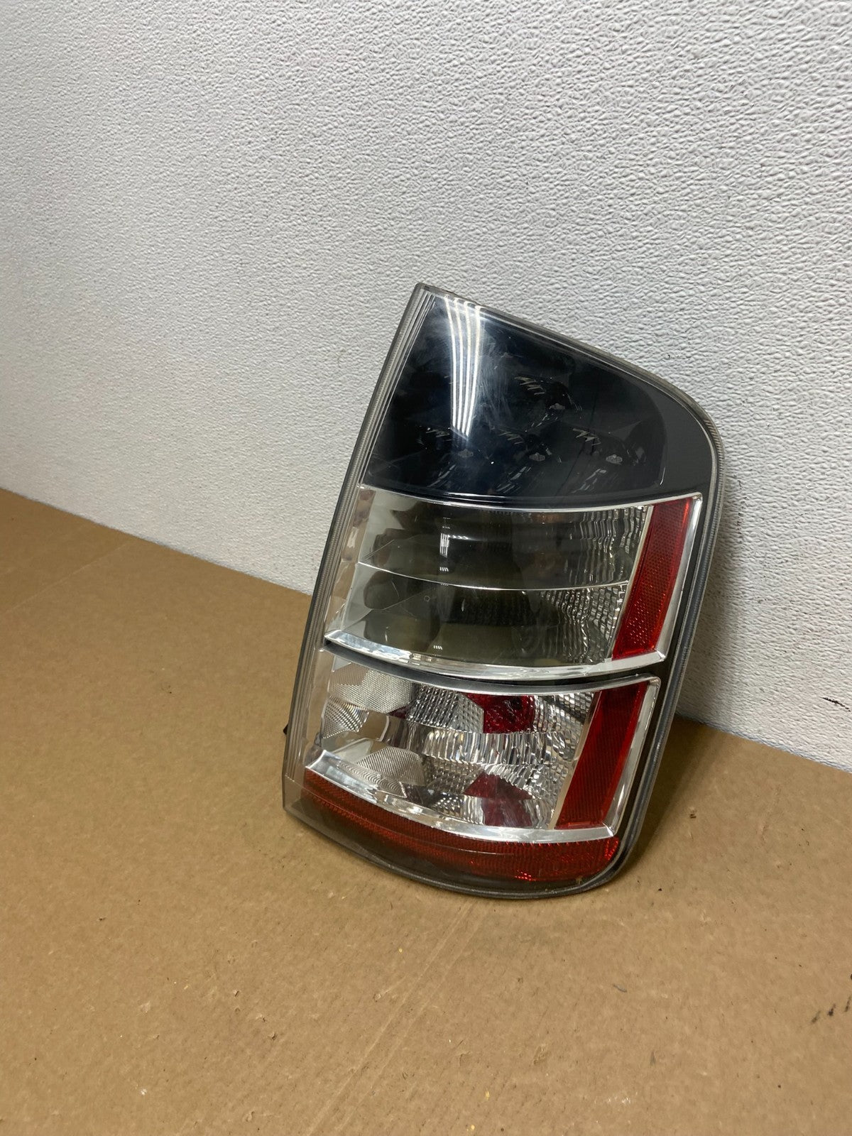 2004 - 2005 Toyota Prius Right Passenger Side Rh Tail Light TYC AC0043 DW1