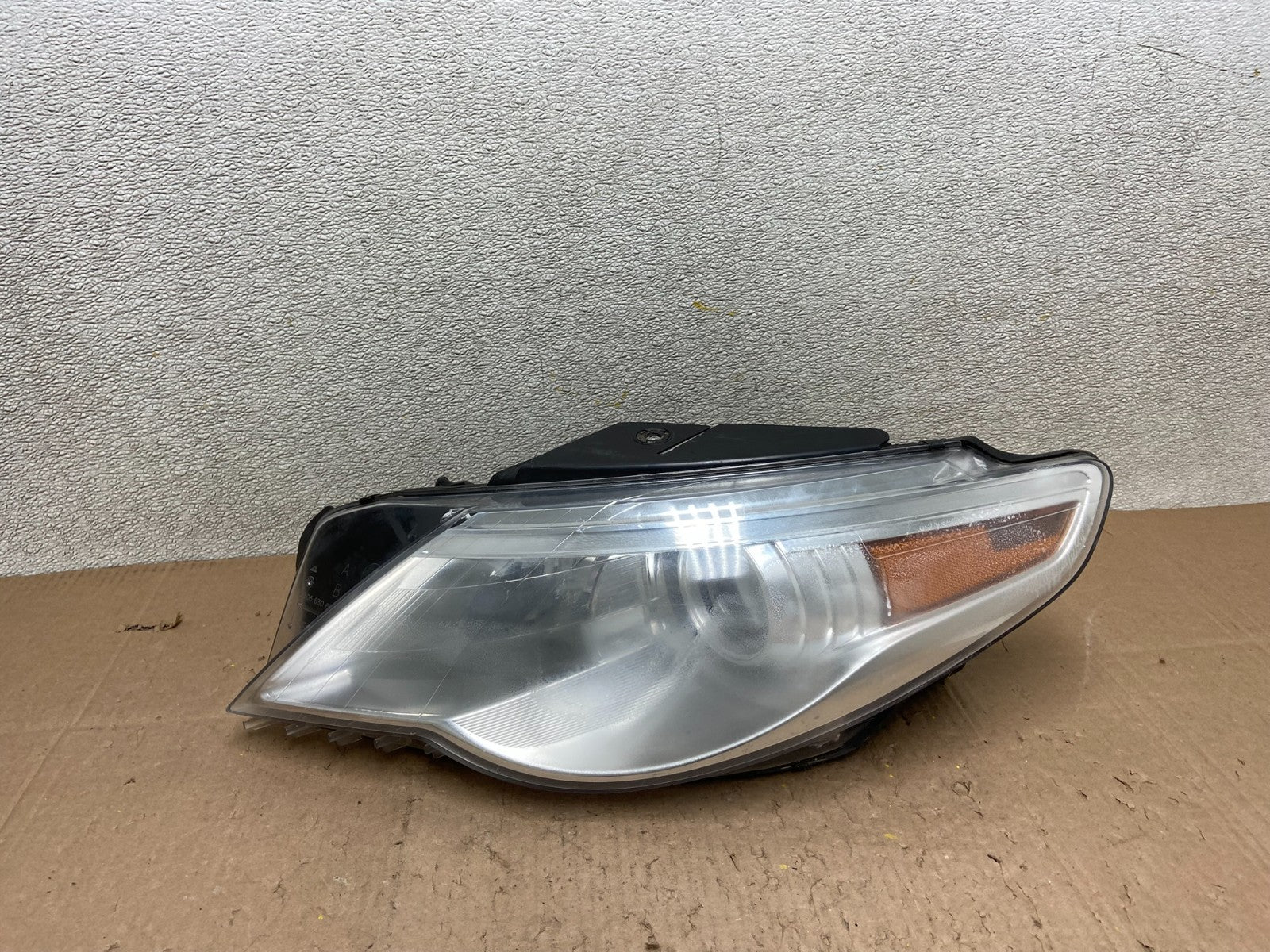 2009 - 2012 Volkswagen CC Left Driver LH Side Headlight Xenon HID Oem Y3098 DW0