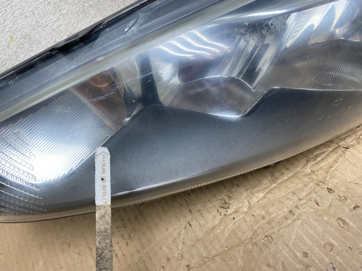 2014 to 2019 Ford Fiesta Left Driver LH Halogen Headlight AI1313 DW5