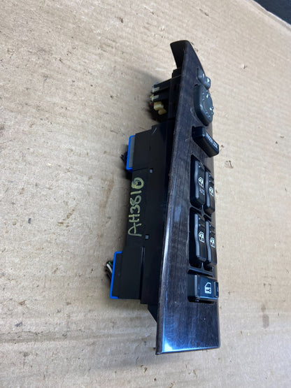 2000 to 2002 GMC Yukon Denali Front Door Power Window Master Switch AH38103