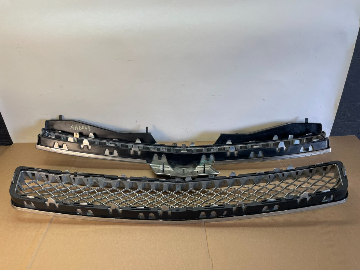 2007 to 2014 Chevrolet Tahoe Suburban Lower Upper Grill Grille Set AH6049 DG3