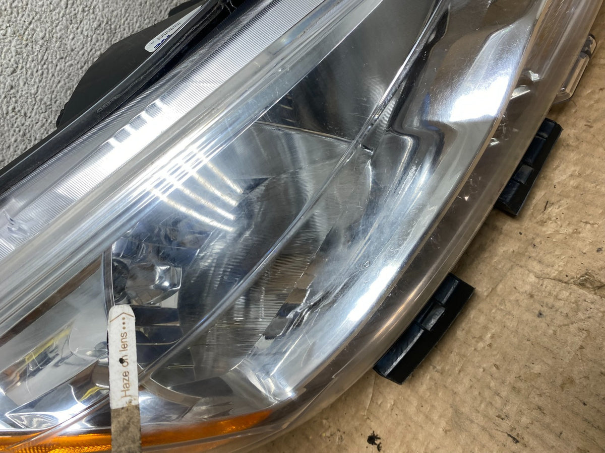 2013 - 2015 Nissan Sentra W/LED Halogen Right Passenger Headlight TYC AI7961 DW4