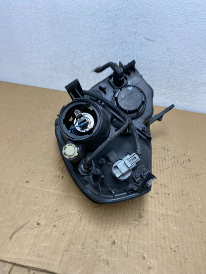 2008-2012 Kia Sedona Right Passenger RH Side Headlight Halogen AD1089 DW8