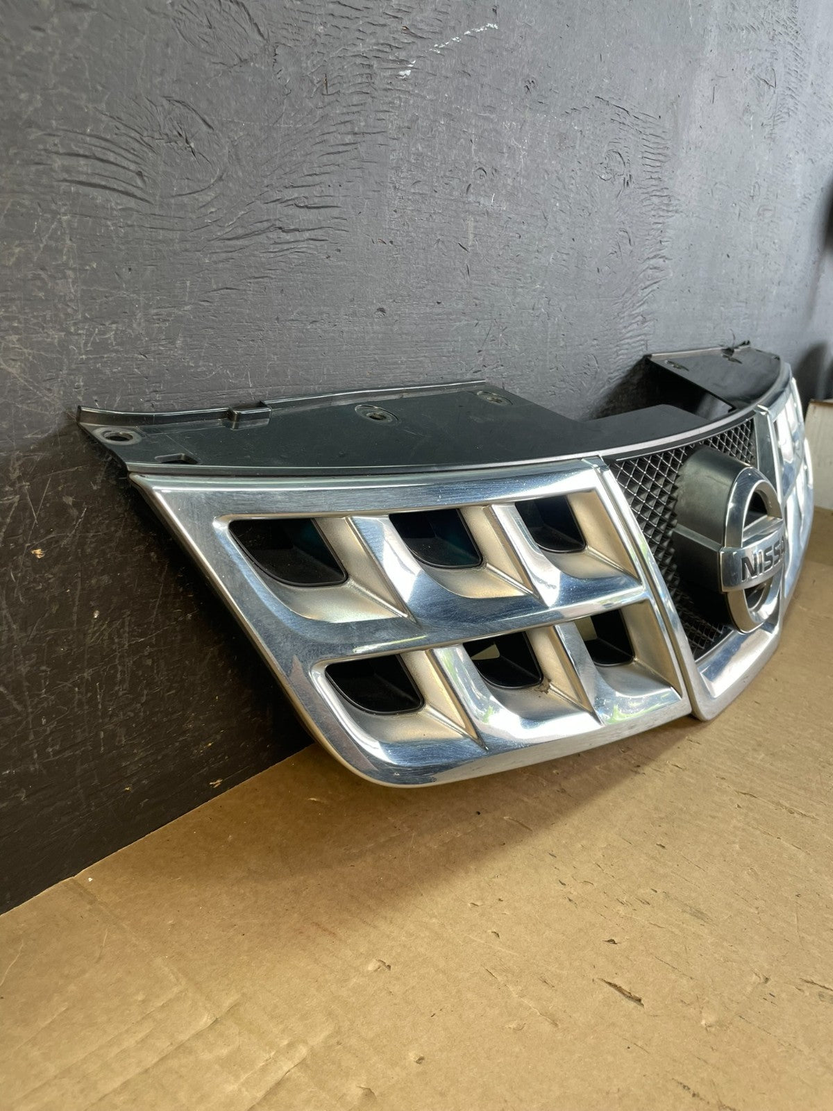 2011 to 2015 Nissan Rogue Front Upper Chrome Grill Grille AD5851 DG2