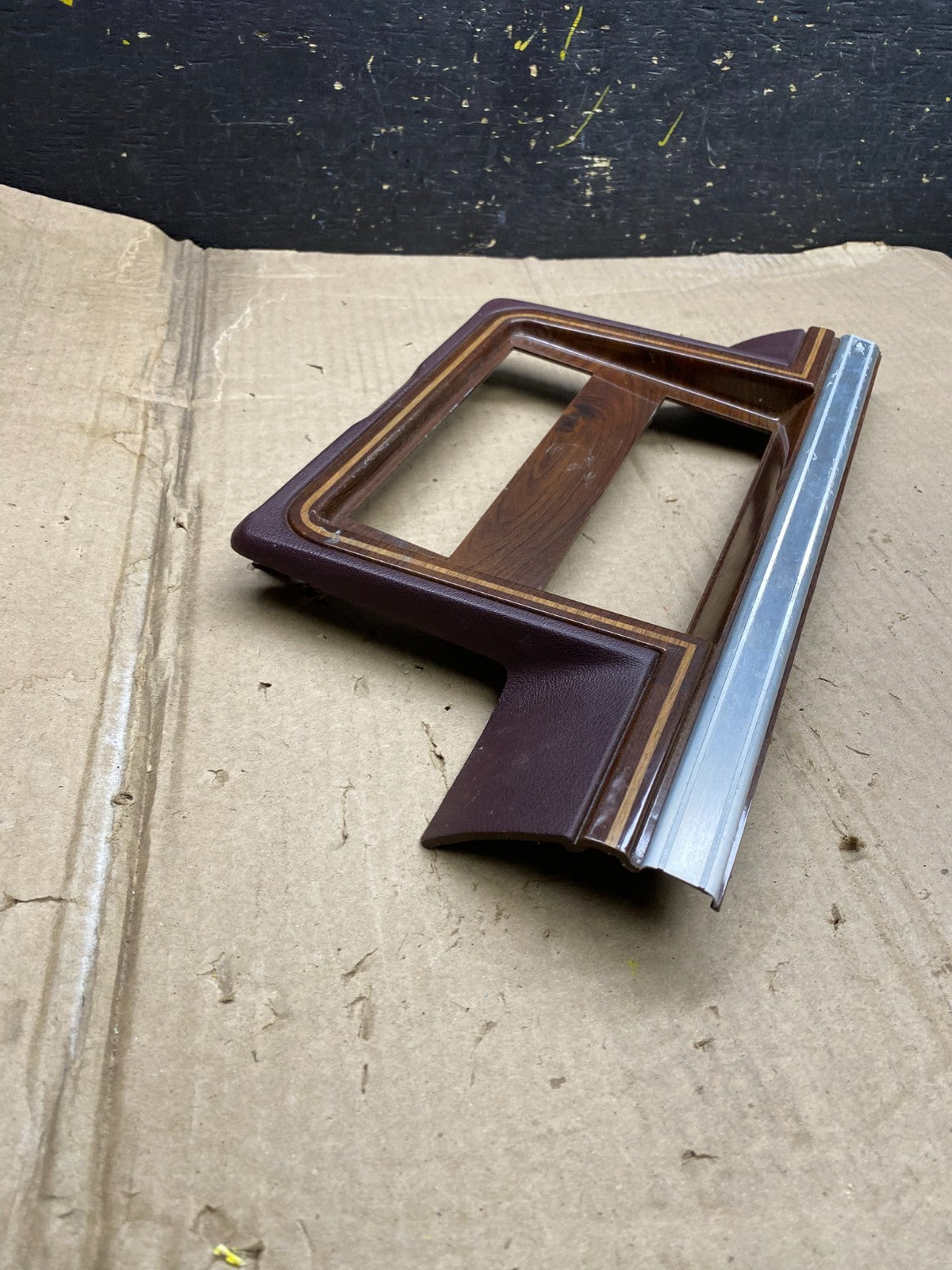 1989 to 1991 Mercury Grand Marquis Ac Climate Radio Bezel X5729 PS2