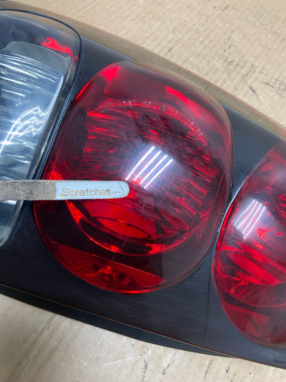 2002 to 2009 Chevrolet Trailblazer Left Driver LH Side Tail Light AI6605 LK3