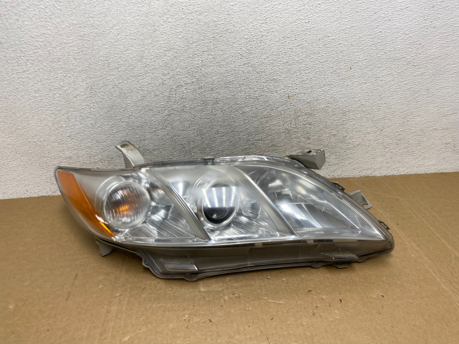 2007 - 2009 Toyota Camry Halogen Right Passenger Headlight AF9944 DW0