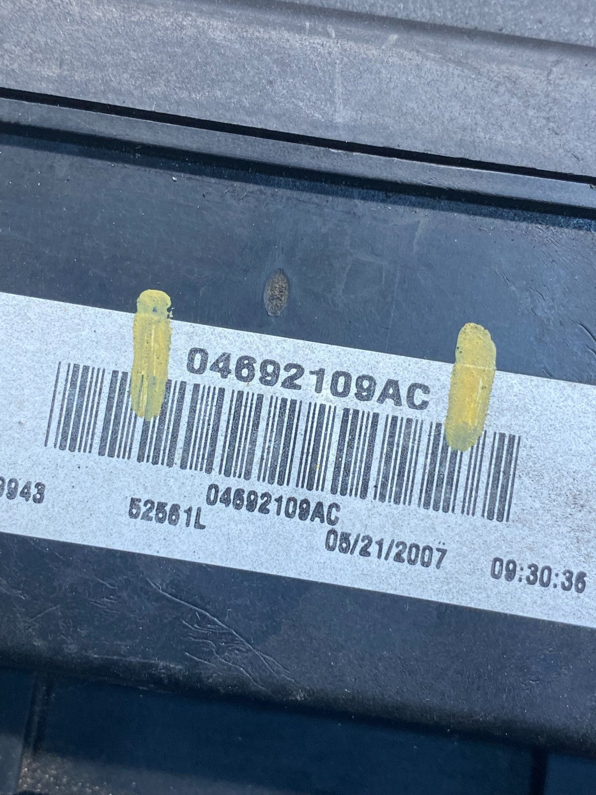 2007 Jeep Grand Cherokee Integrated Power Fuse Box 04692109ac AH9859 DW4