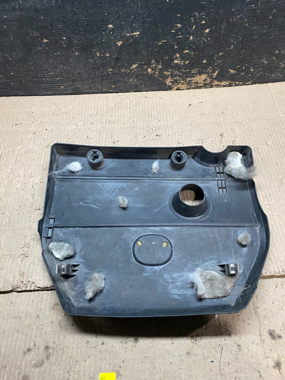 2004 to 2008 Mazda 3 DOHC 16 VALVE Engine Shield Top Cover Oem x8178 DG5
