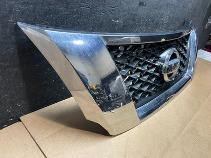 2013 to 2016 Pathfinder  Front Upper Chrome Camera Grill Grille OEM AA9059 DG1