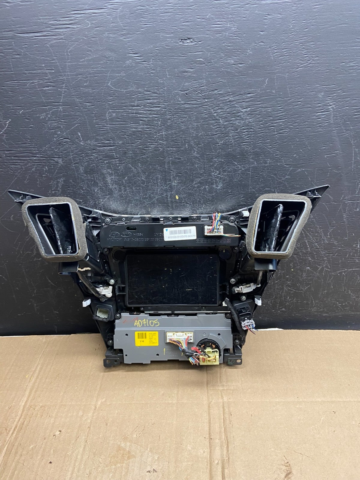2011 - 2014 Hyundai Sonata Center Radio Climate Control Air Vent Bezel AD7105 DG5