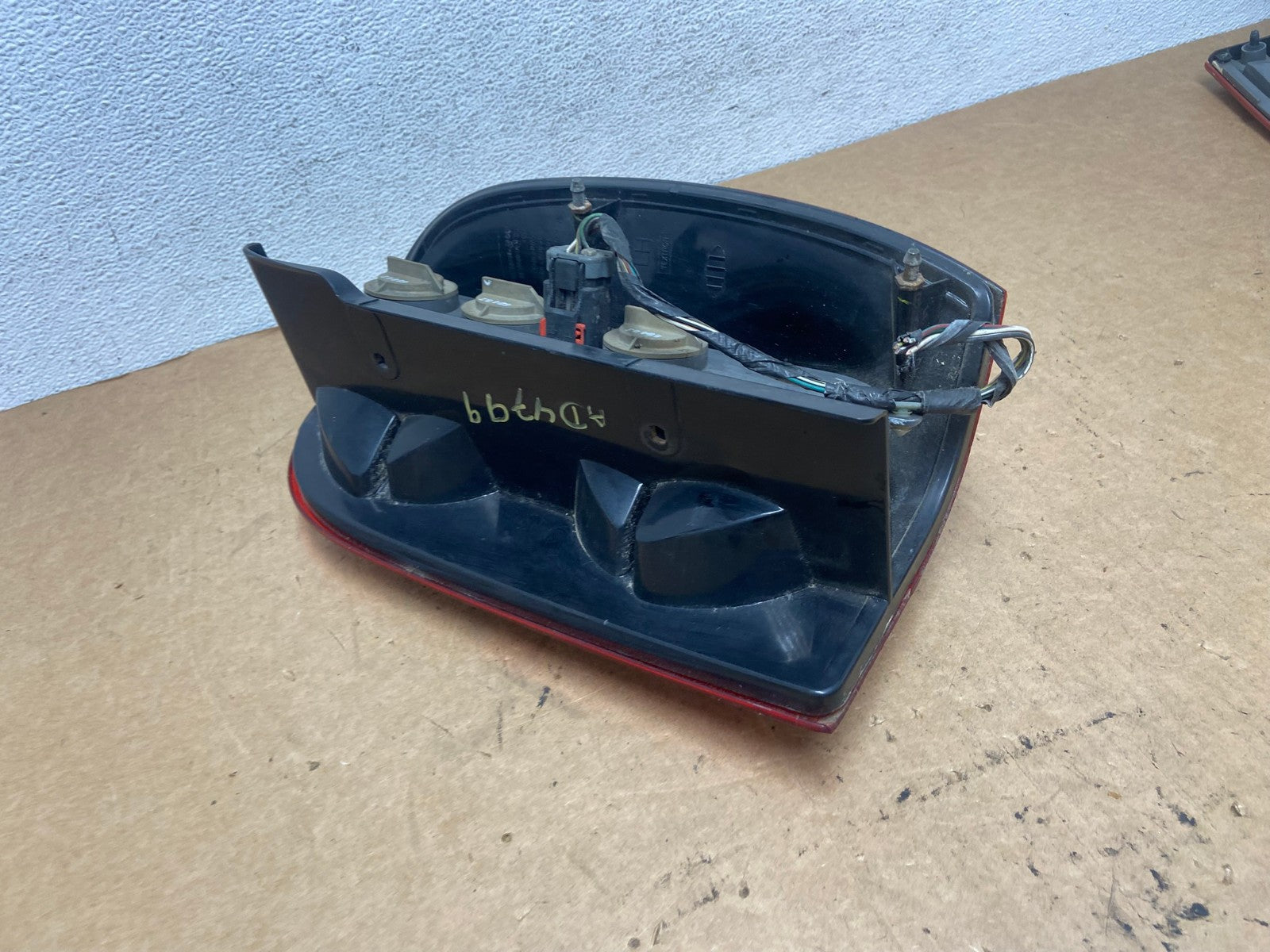 2002 2003 2004 Jeep Liberty Left Driver LH Side Tail Light TYC AD4799 LK4