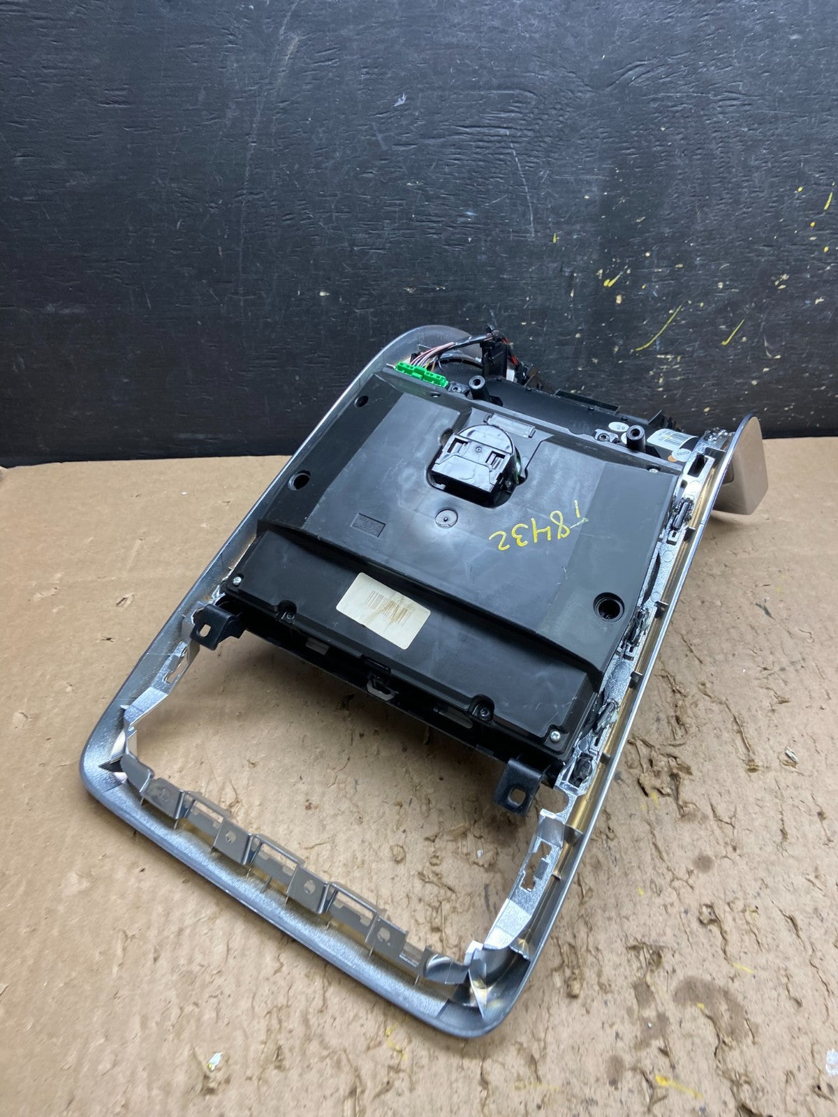 2011 to 2018 Volvo S60 Climate Control Radio Bezel Panel Trim T8432 DG4