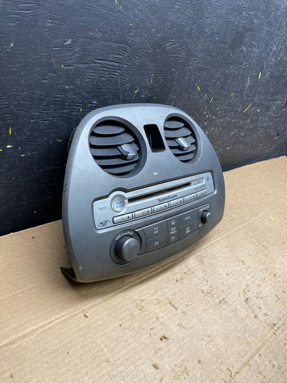 2006-2008 Mitsubishi Eclipse AM FM Radio CD Player Display Stereo Panel W9551 DG2