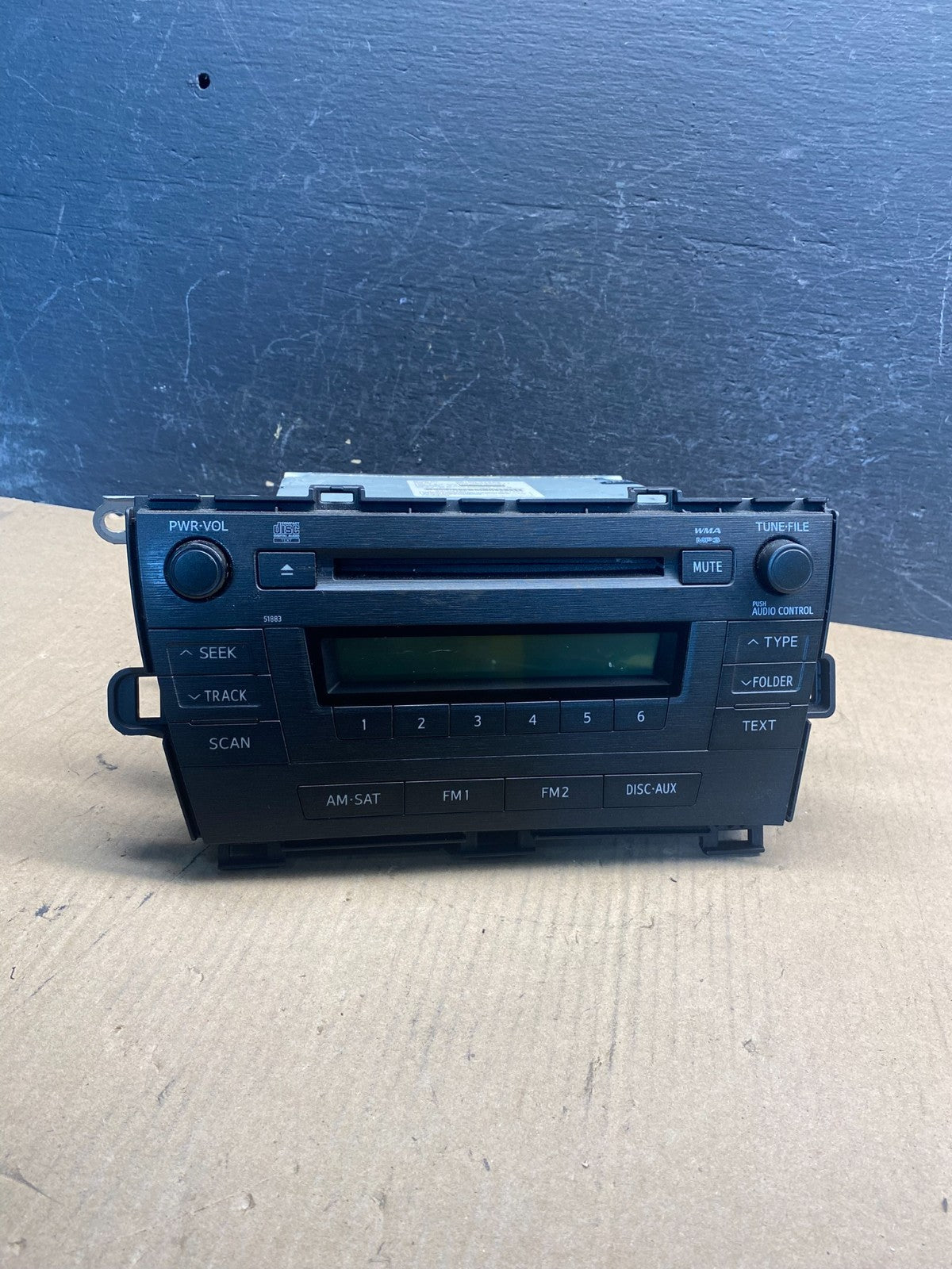 2010 to 2011 Toyota Prius Radio Stereo Receiver Aux Disc CD Player AE7711 DW0