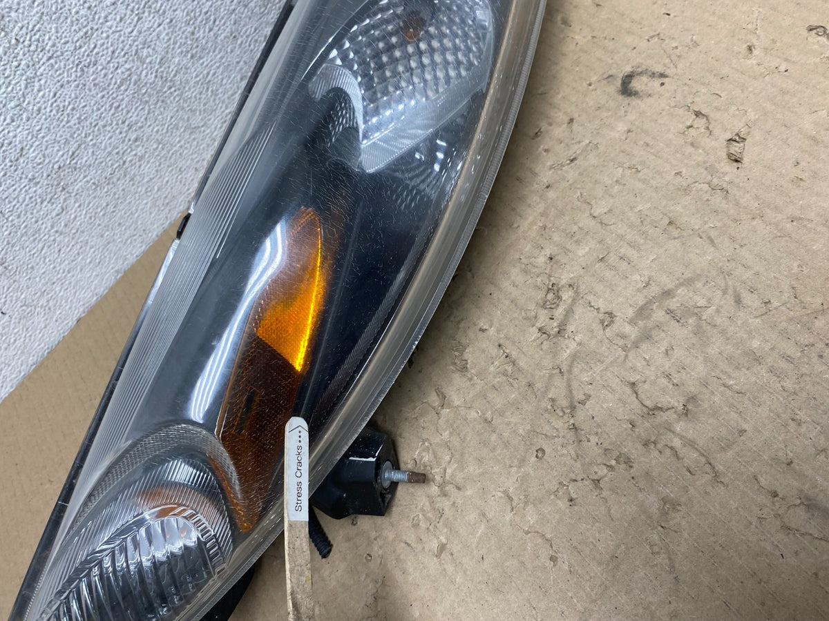 2013 2014 Nissan Juke NISMO RS Left Driver Turn Signal Headlight AG65383