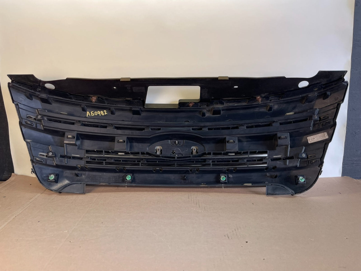 2011 to 2015 Ford Explorer Upper Front Grill Grille AG0982 DG6