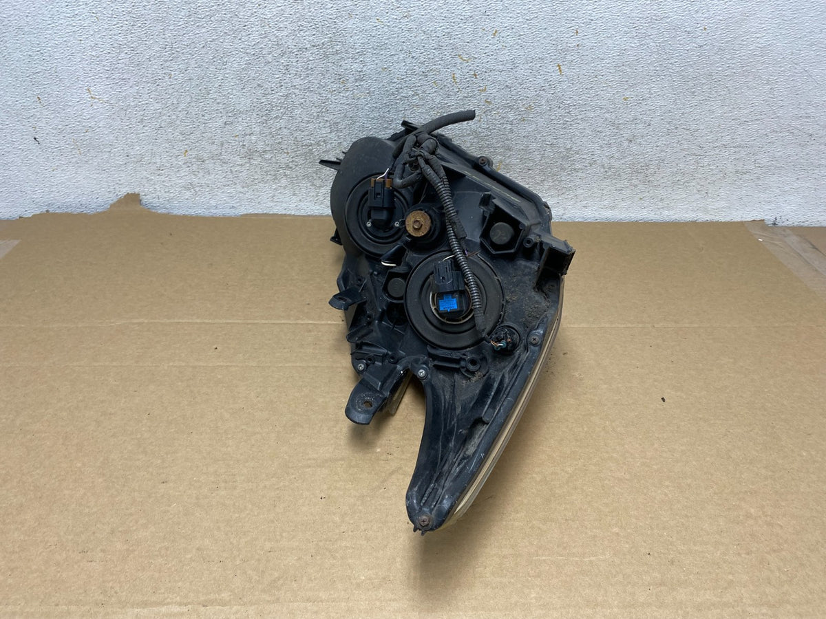2010 - 2011 Toyota Prius Left Driver LH Blue Halogen Headlight AH7735 DW6