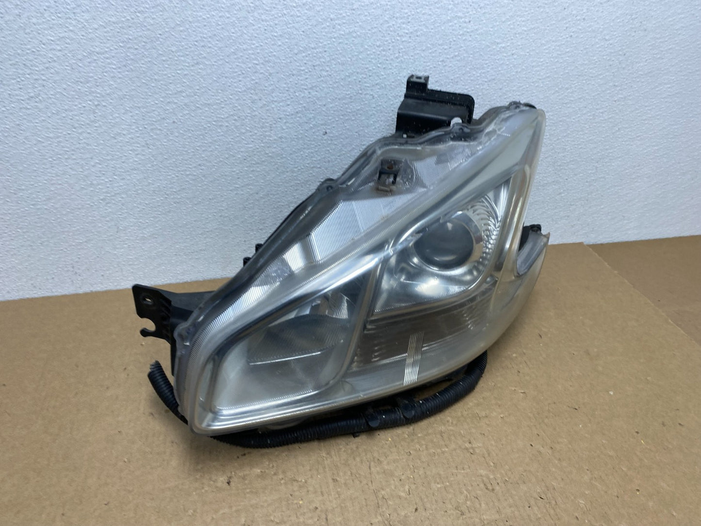 2009-2014 Nissan Maxima Headlight Left Driver Side Xenon HID OEM AC1031 DW2