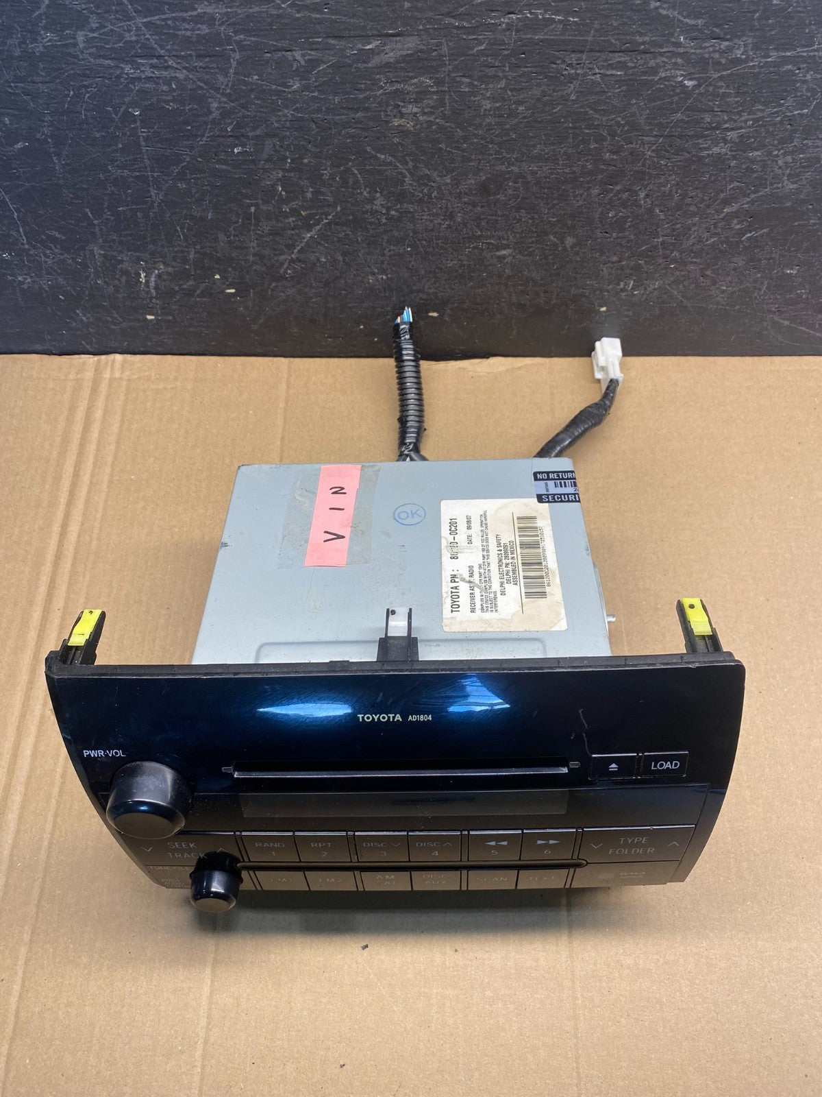 2007 to 2013 Toyota Tundra AM/FM Radio CD Player AE7503 DW3