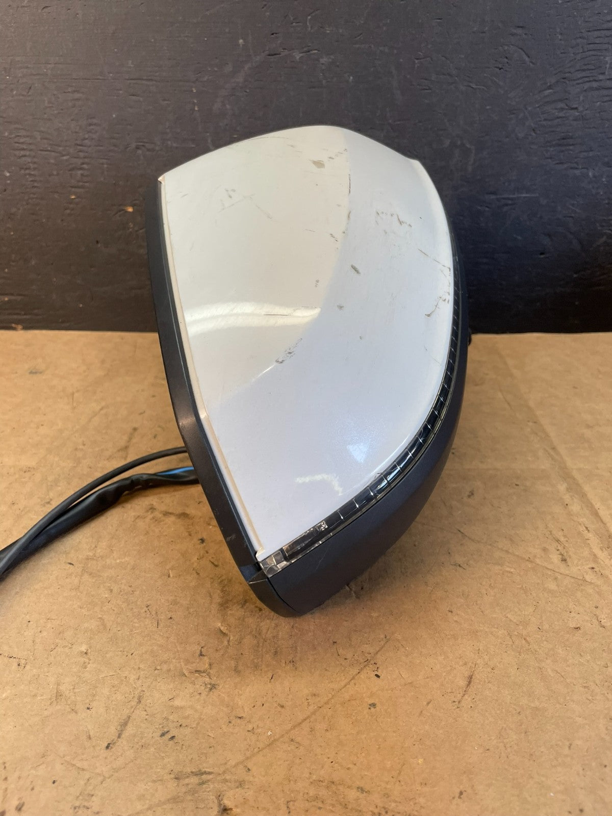 2017 to 2019 Audi Q7 Right Passenger Side Door View Power Mirror AE1064 DG10