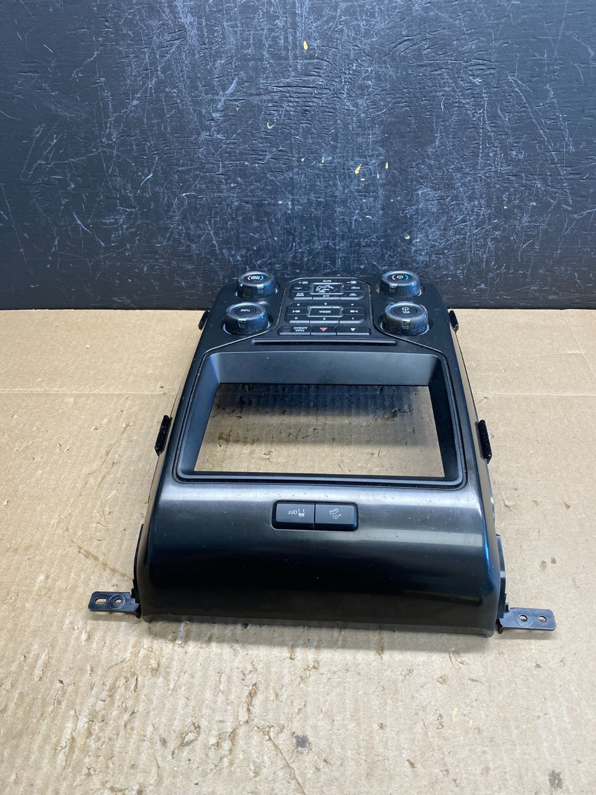 2009-2014 Ford F150 Heater Climate Control Radio Control Dash Bezel OE AC9076 DG3