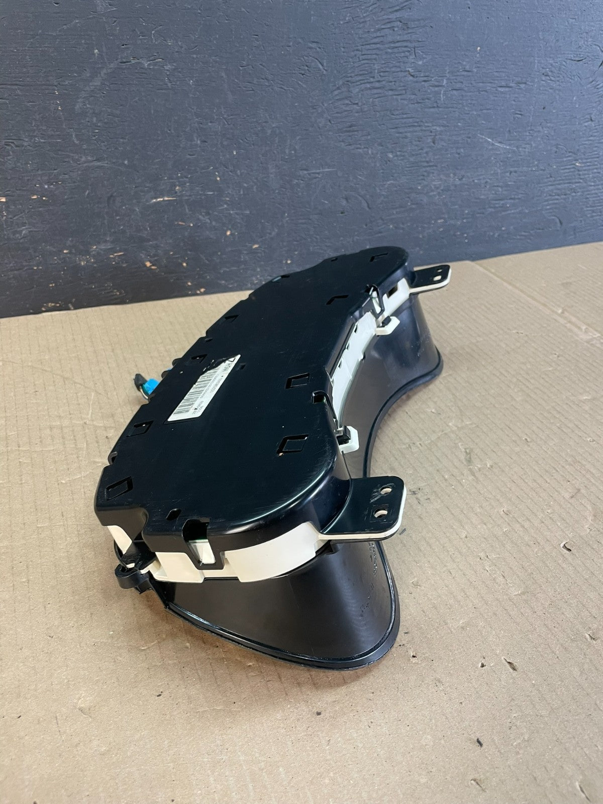 2002 to 2005 Chevrolet Trailblazer Speedometer Cluster Gauge AE3669 DG4