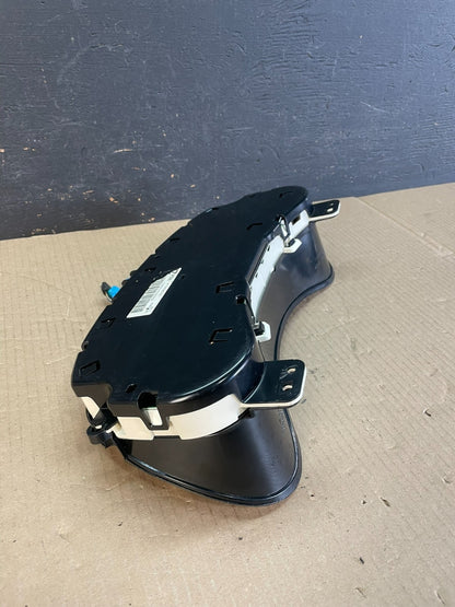 2002 to 2005 Chevrolet Trailblazer Speedometer Cluster Gauge AE3669 DG4