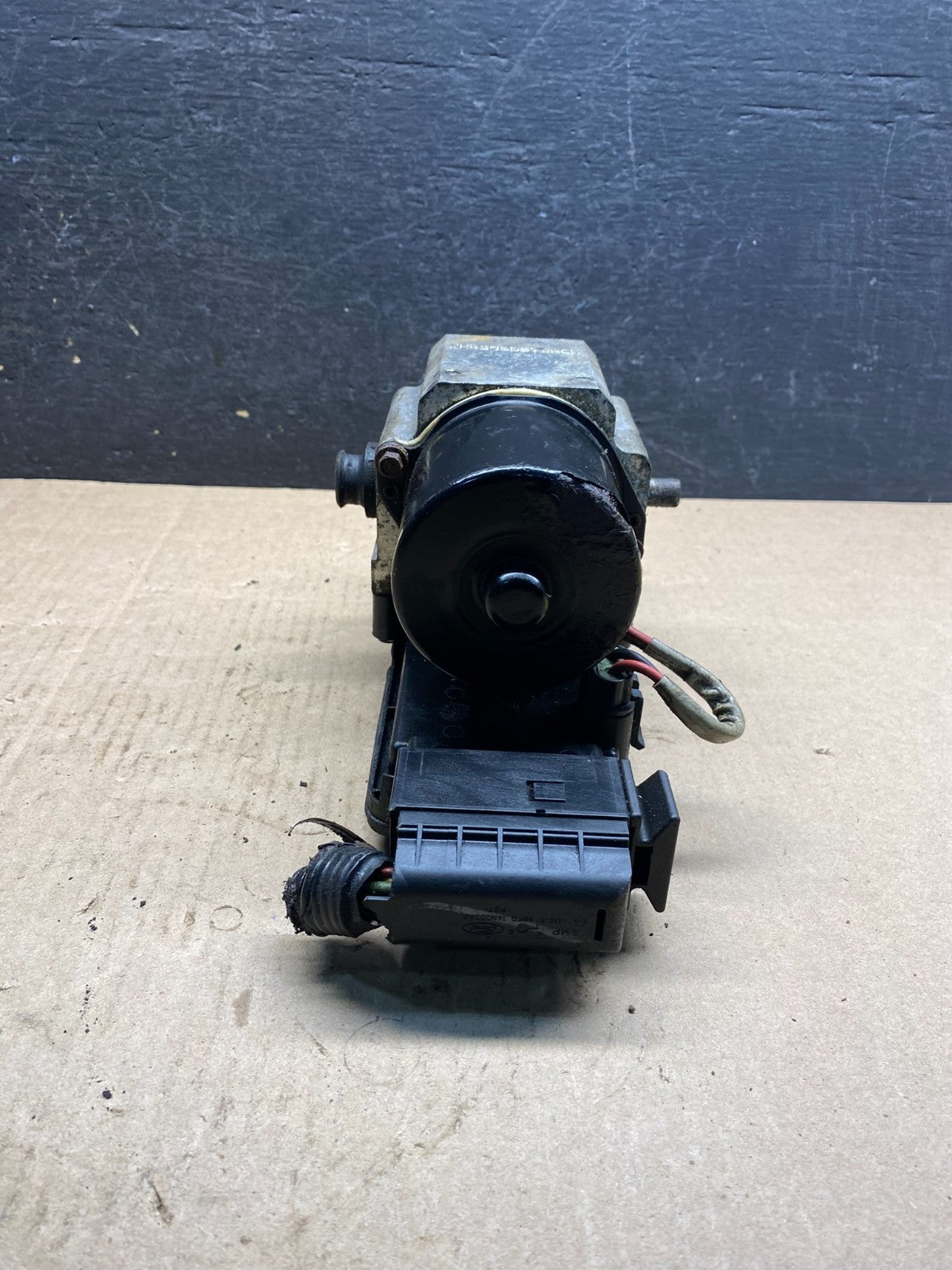 2004 2007 Ford E250 E350 Econoline Anti-Lock ABS Antilock Brake Pump ag3641 DG2
