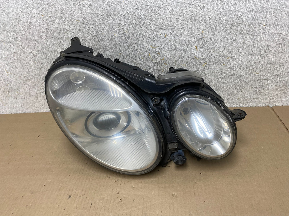 2003-2006 Mercedes E E320 E350 Class Right Passenger Xenon Headlight AI1431 DW0