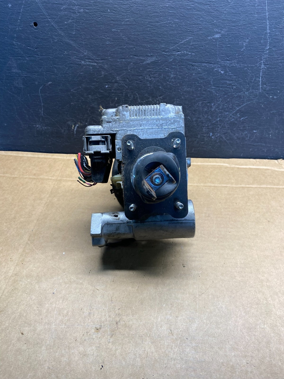 2010 - 2015 Toyota Prius ABS Brake Pump Anti Lock Module AD7575 DG3
